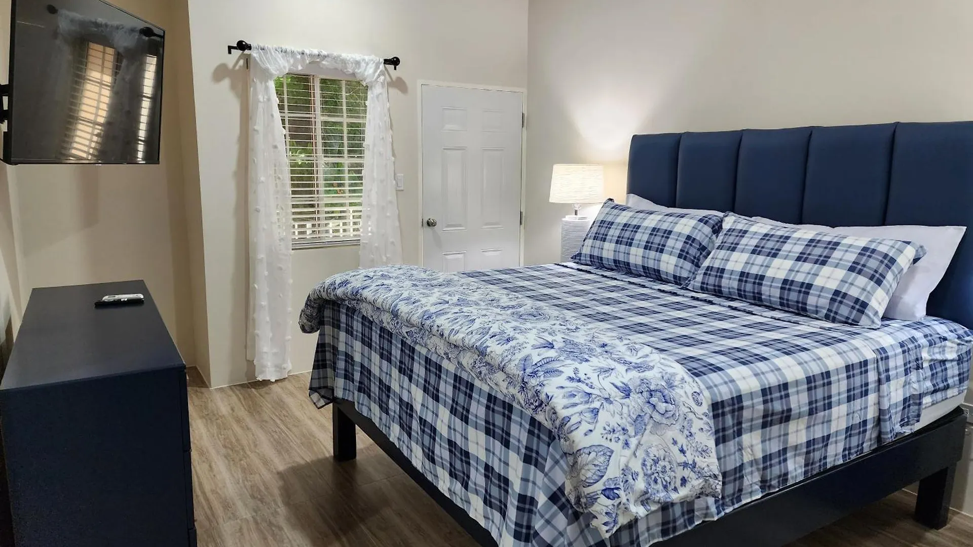 Holiday home Paradise Nestled Between Montego Bay And Negril Hopewell